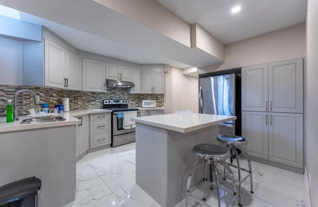 3BR Hideout Basement w/King Bed & Free Parking!