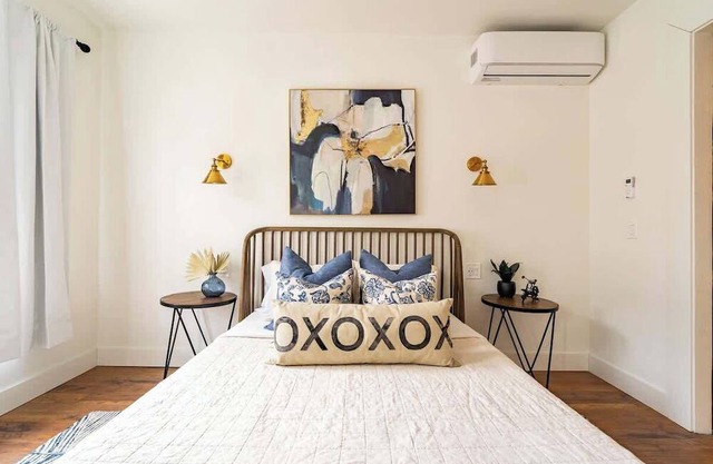 3BR - Sleeps 6 - Steps to NW 23rd - Fast WiFi