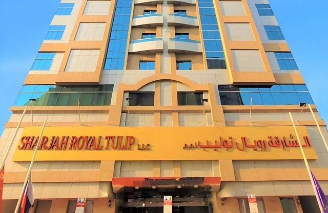 3BR Urban Oasis Apartment | Royal Tulip Retreat