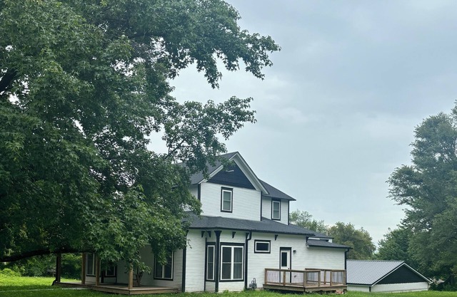 4-bdrm: Near Adam-Ondi-Ahman, MO Star Quilt, Jamesport Amish, Squirrel Cage Jail