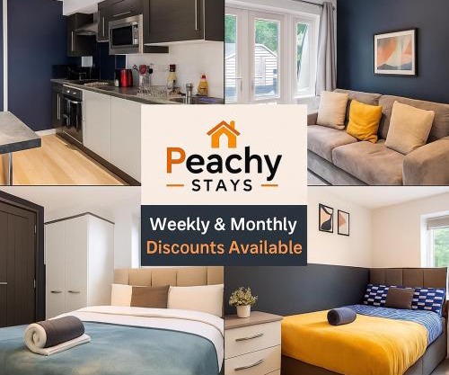 4-Bed House for Contractors, Groups, Families, WiFi, Parking, SmartTV, Sleeps 8, Near Wigan Pier