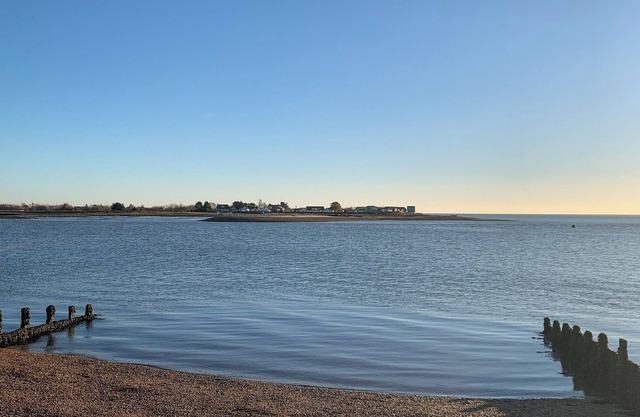 4 bedroom accommodation in Point Clear, near Clacton-on-Sea