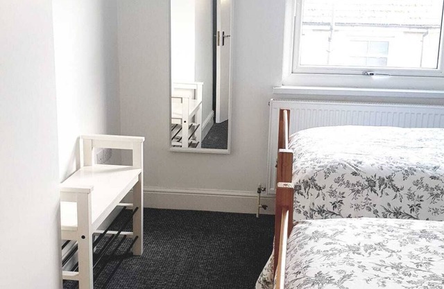 4 bedroom Apartment near Alexandra Palace, London