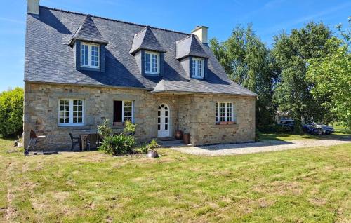 4 Bedroom Awesome Home In Plouigneau