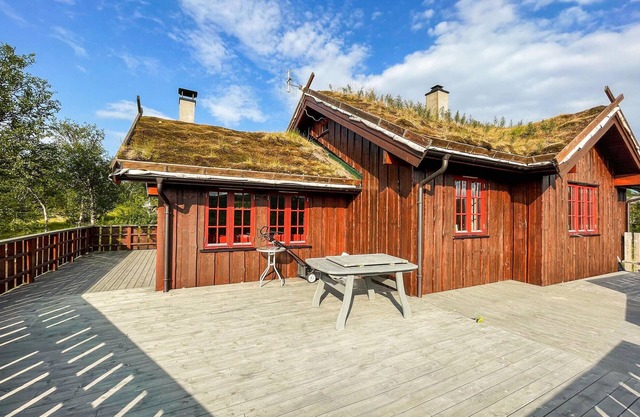 4 bedroom cozy home in Reinli