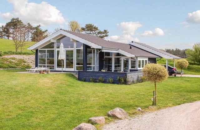 4 bedroom gorgeous home in Ebeltoft