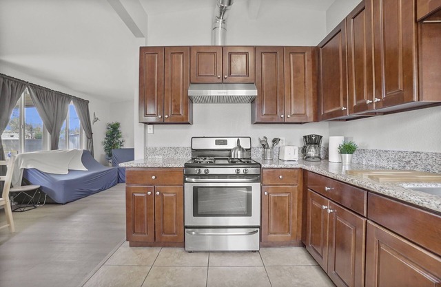 4 Bedroom Home Near LA and OC!