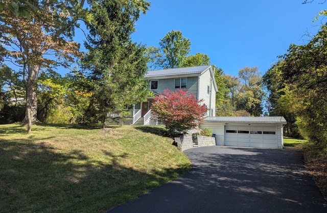 4-bedroom house in Ithaca, 5 min from Cornell Graduation