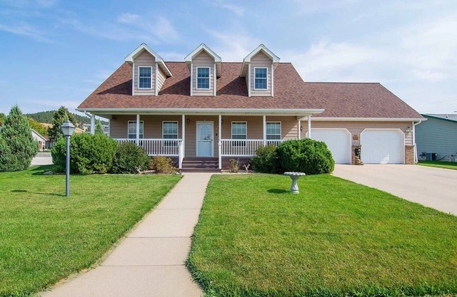 4-Bedroom Sturgis Rally Home - Right off I-90 and near Sturgis Brewing Co.