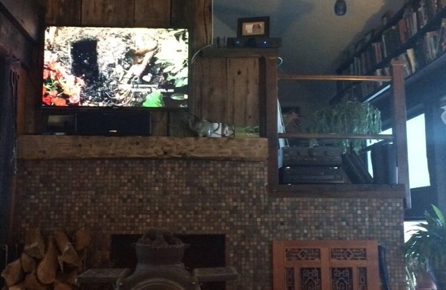 4 Br Eclectic Ski House W/Hot Tub Only Minutes to Sugarbush and More!