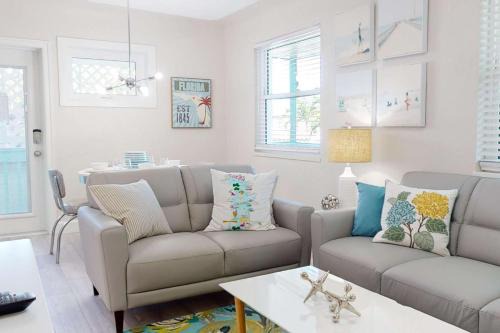 4 - Island Paradise Cottages - Skyview Villa