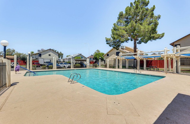 4 Mi to Dtwn: Cozy Couple's Haven w/Patio in Mesa