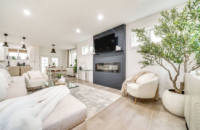 4 Mi to Dtwn: Modern Tacoma Home w/Spacious Yard