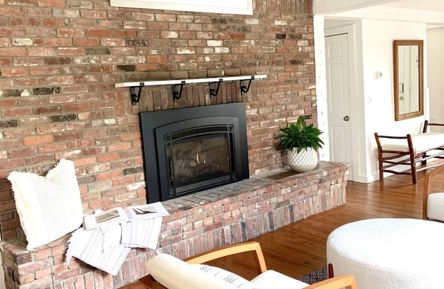 4 miles to Orleans beaches & close to town!