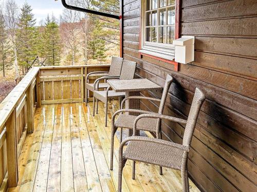 4 person holiday home in Lysøysundet