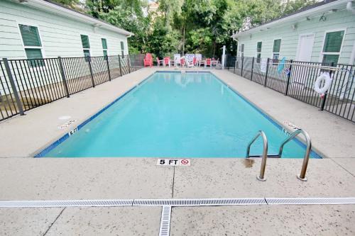 407 9th Ave C by Together Resorts