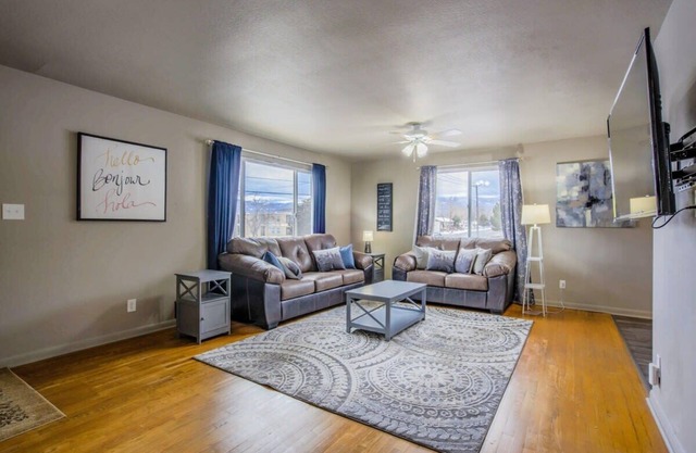 4BR Olympic Training Center with Grill