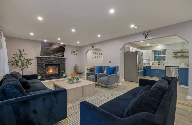 4BR Poconos Escape w/Hot Tub, Game Room & PS5