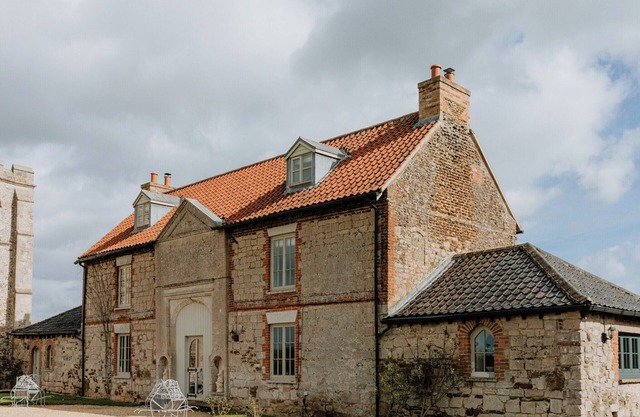 5 bedroom accommodation in Pentney, King’s Lynn