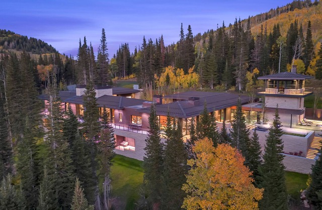 5 Diamond Amenities, ski in/out, custom estate. No greater luxury exists in the mountains.