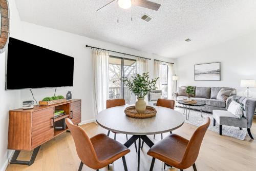 5 Mi to Strip! Pointe Royale Condo with Indoor Pool