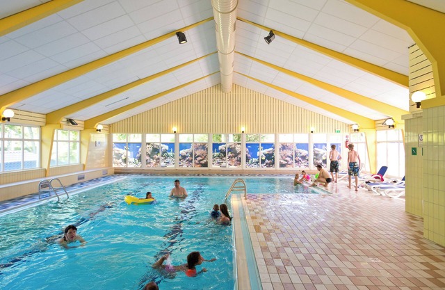 5-person bungalow in the holiday park Landal Wirfttal