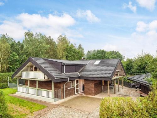 5 star holiday home in Fårvang