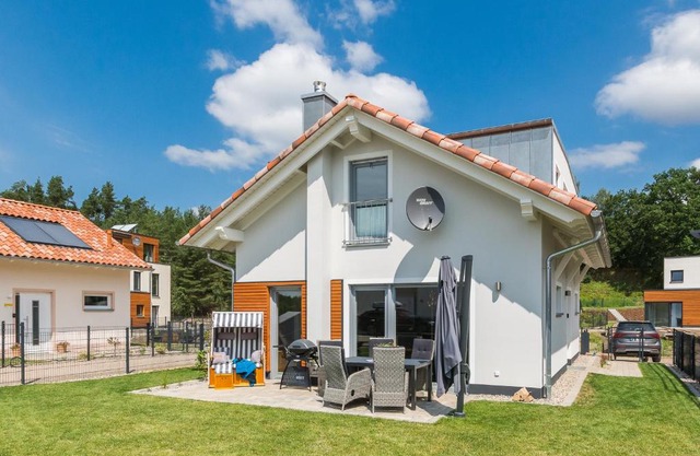 5 Sterne- Ferienhaus - Naturpark - See - Sauna - Kamin - Garten