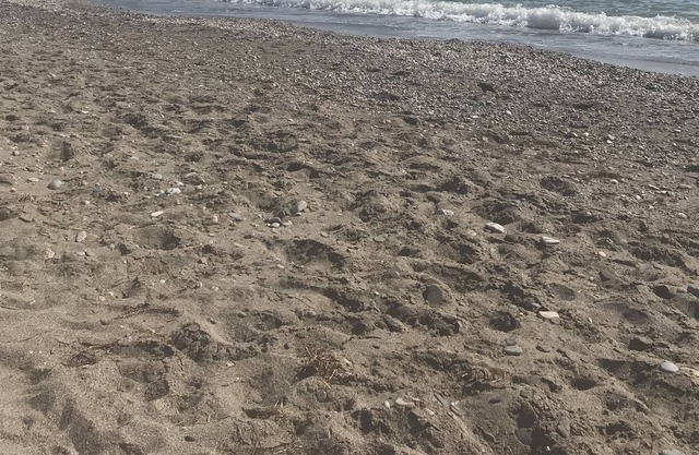 50 metres from sea 2 bed apartment