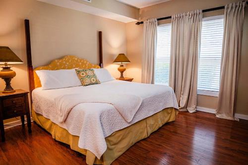 5107-LP Ground Floor King Suite with kitchenette