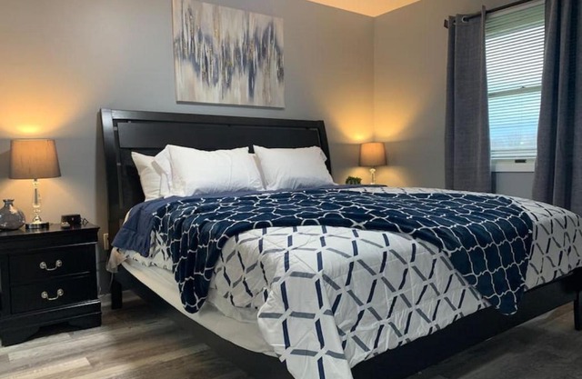 5145 Porsche Newly Remodeled 2 BDRM Ranch Attached Home