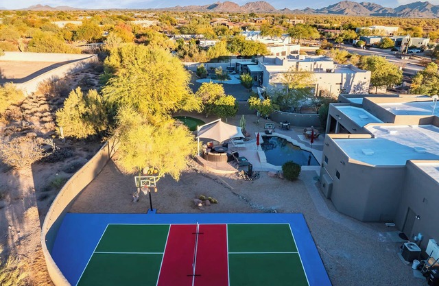 5BR | Pool, Patio, Outdoor TV & In-Pool Hoops