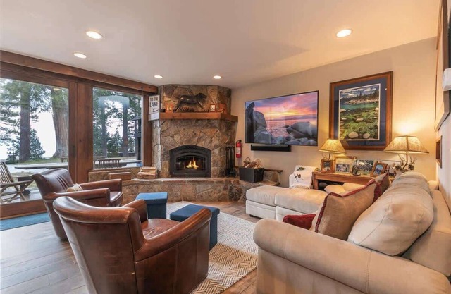 6-8 Miles to Palisades|Alpine|Homewood|Walk to TC