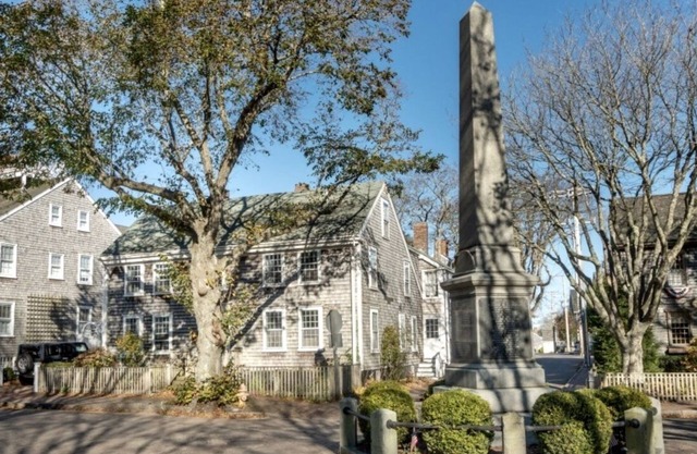 6 BDR, Pet-friendly, newly remodeled whaling captain’s house downtown Nantucket!