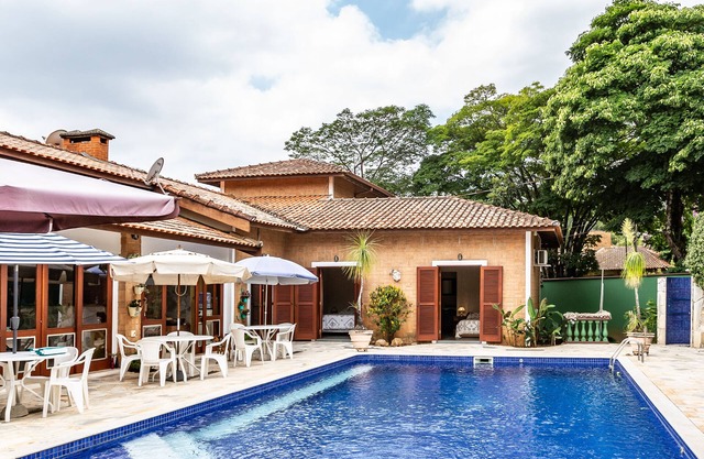 6 Bedroom Private vacation home in Boituva