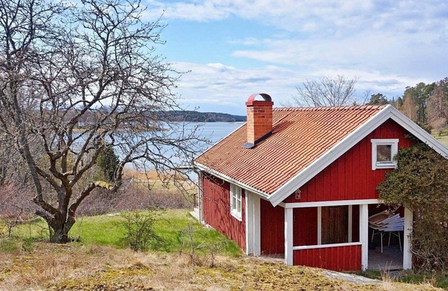 6 person holiday home in VAXHOLM