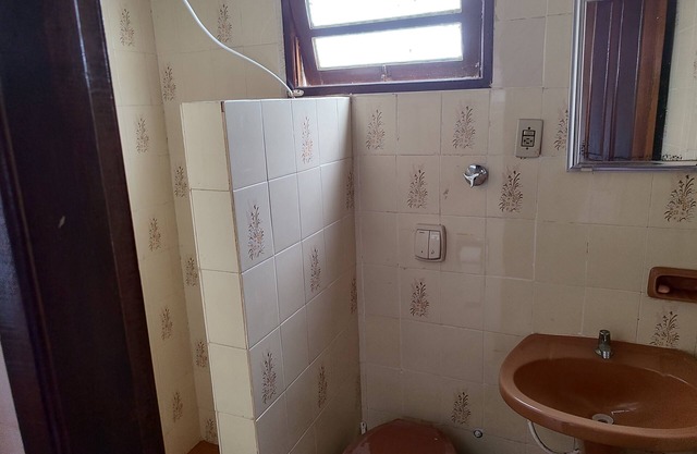 60 MTS FROM THE BEACH, SEA BREEZE, LOTS OF SUN AND BIRDS ORCHESTRA.