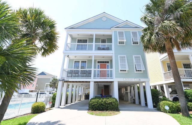 7 BR 2nd Row Beach House with a Heated Pool! Ocean Club