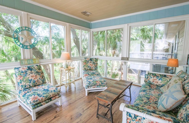 7 Min Walk to the Best Access Point on the Beach! Enjoy Incredible Views from the Solarium.