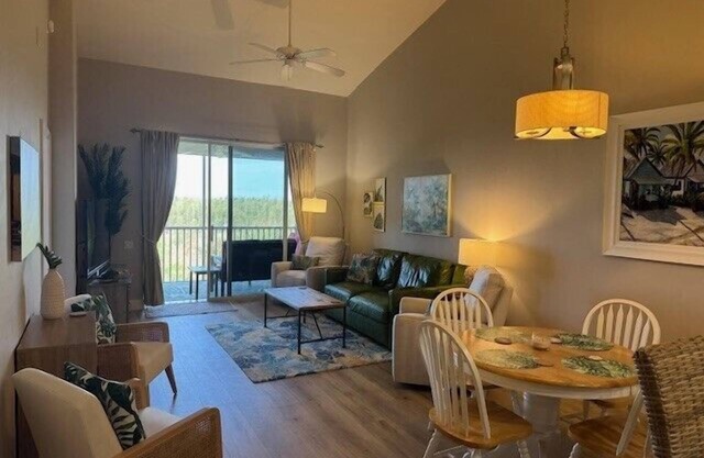 7 Palms at Lexington CC Golf Village