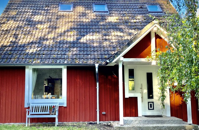 8-12 beds/ideal for family and group trips/near Schlei & Baltic Sea/hyggelig