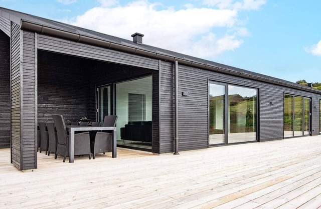 8 person holiday home in Ebeltoft-By Traum