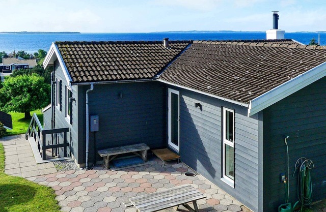 8 person holiday home in Ebeltoft-By Traum