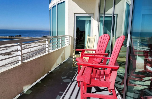 805oc Enjoy panoramic views of the Gulf! " Aqua Bliss "