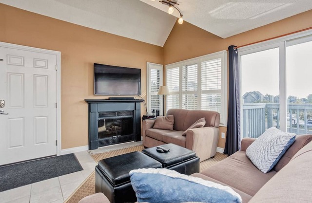 809 North Creek at North Base with Hot Tub