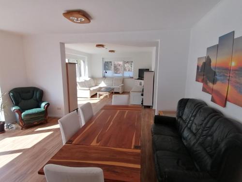 85 qm Wohnung Pauluste mit Terasse und Garten