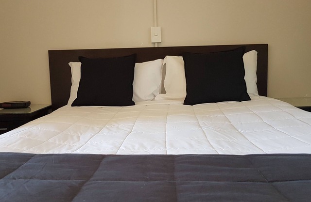 88 Wallace Court Motel