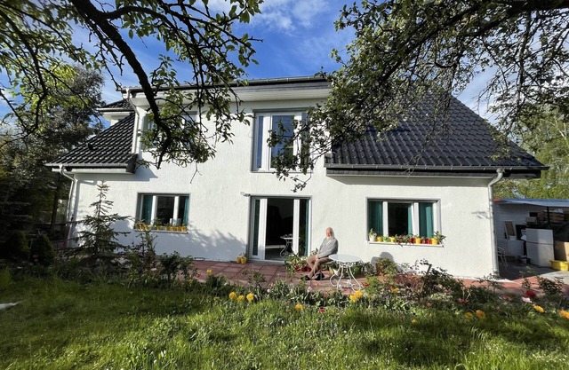 90 m2 family apartment in a new villa 16km from Berlin center with up to 3 beds