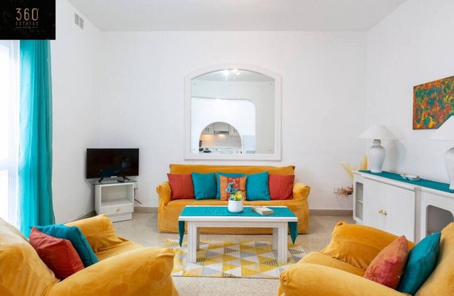A comfy Seafront 1BR APT, in Tower Road in Sliema
