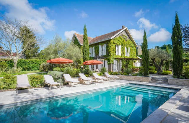 A luxury property within walking distance of a French UNESCO World Heritage Site